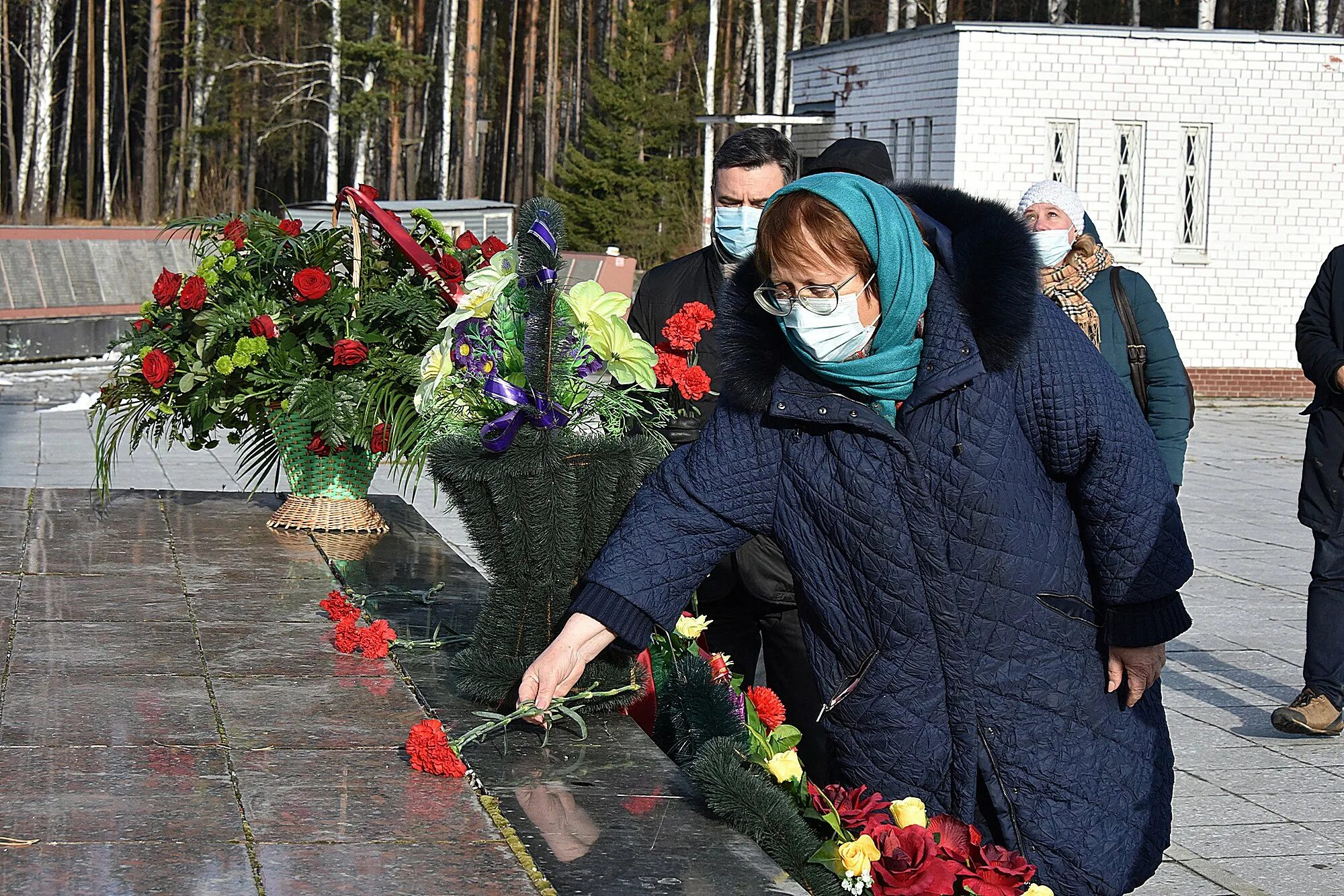 Шаман памяти жертв. День памяти жертв политических репрессий. Мемориал жертвам политических репрессий в Екатеринбурге. Мемориал жертв репрессии верхняя Пышма. Мемориал памяти репрессированных в Екатеринбурге.