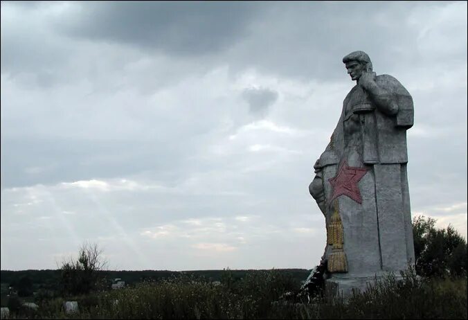 Погода в русской гвоздевке. Гвоздевка воронежская область. памятник в гвоздевке.