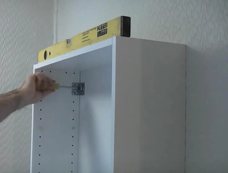Как мыть шкафы