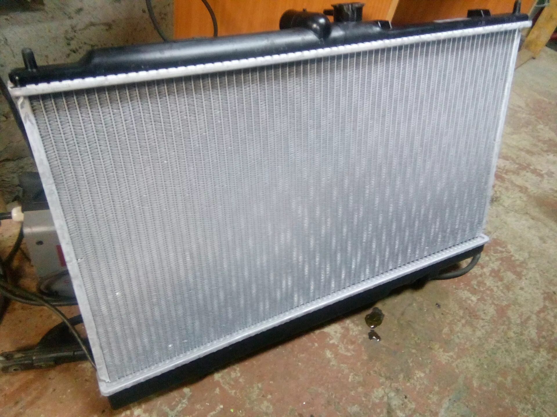 6 автомат. 6 механика. Mitsubishi lancer радиатор охлаждения. Радиатор лансер 9. Радиатор mitsubishi lancer.