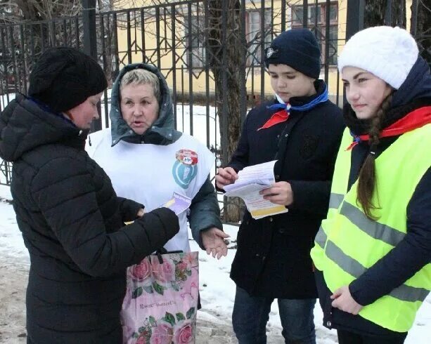 Волонтер появилось. Волонтёры в Комсомольске Ивановской области. Волонтёр Ивановская область.