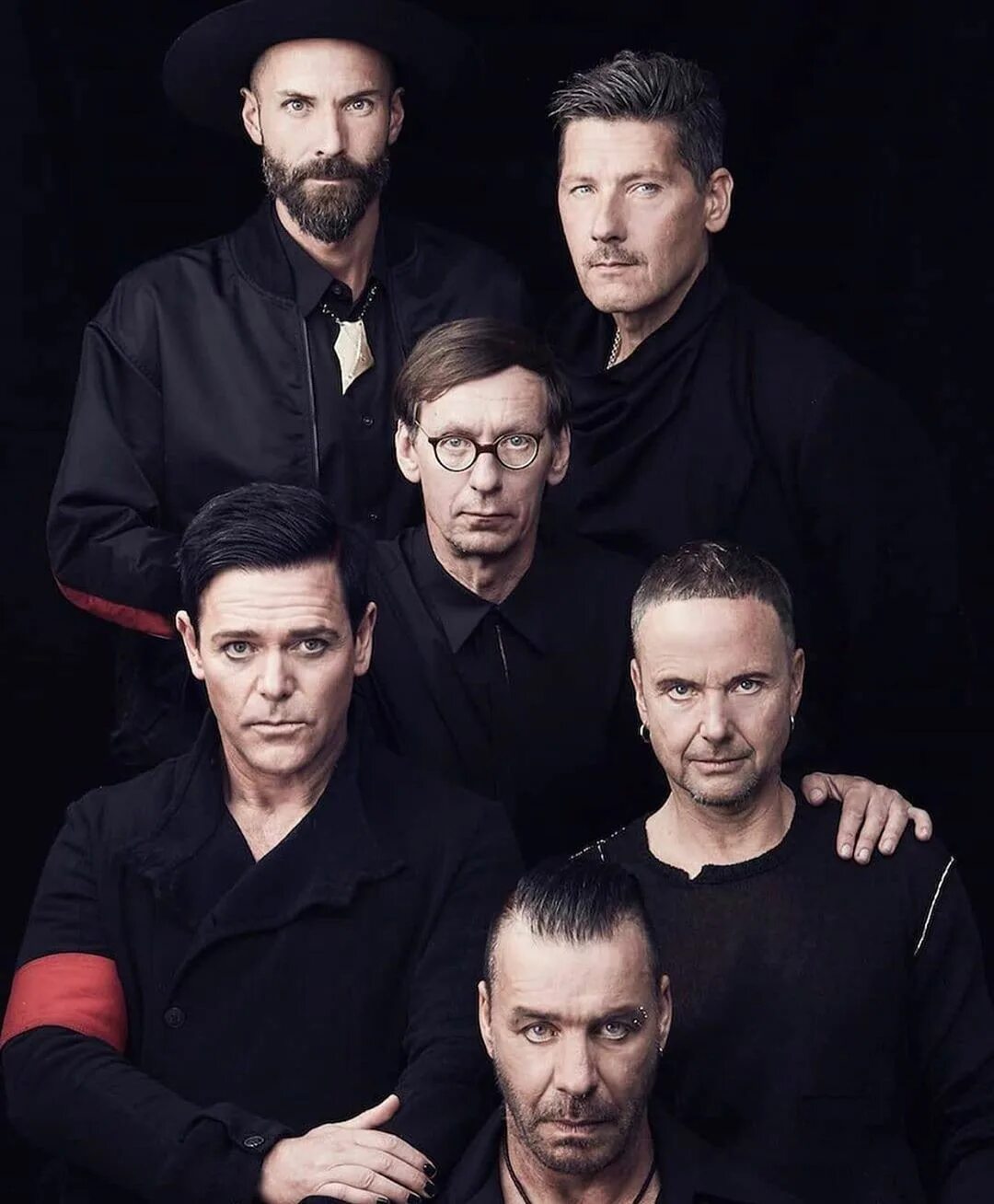 Группа Rammstein. Участники группы Раммштайн. Рамштайн состав. Состав группы рамштайн. Рамштайн участники группы