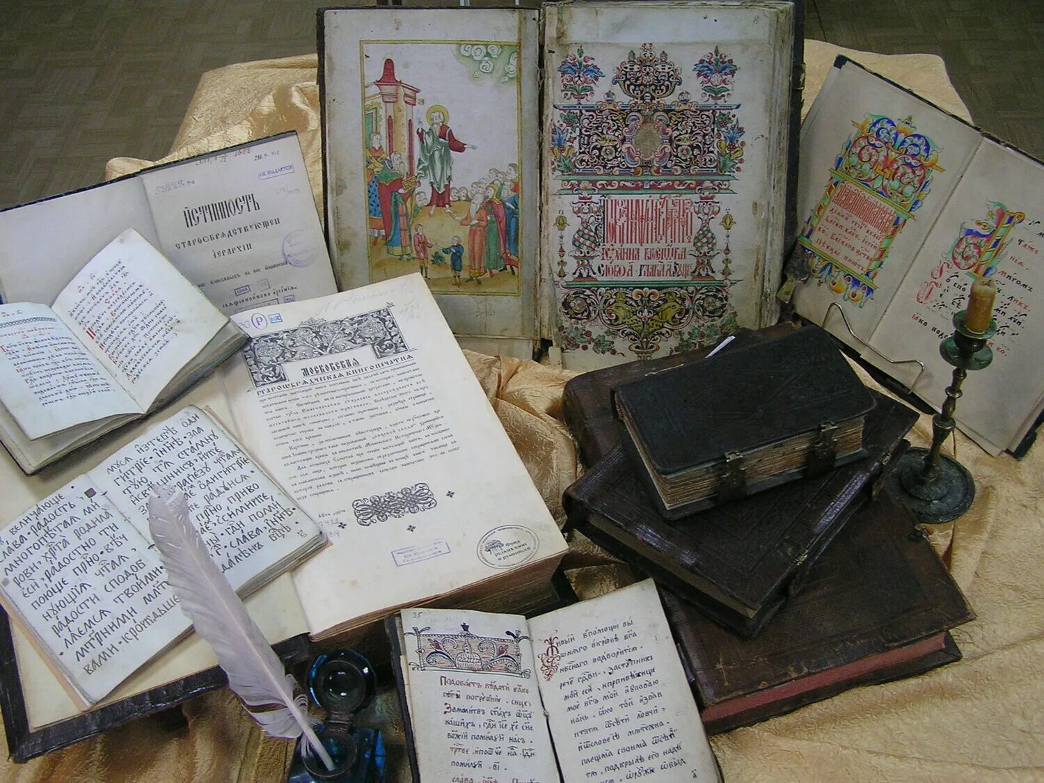 а. часослов молитвенник староверов. часовник старообрядческий. старообрядческие церковные книги. книга часовник старообрядческий.