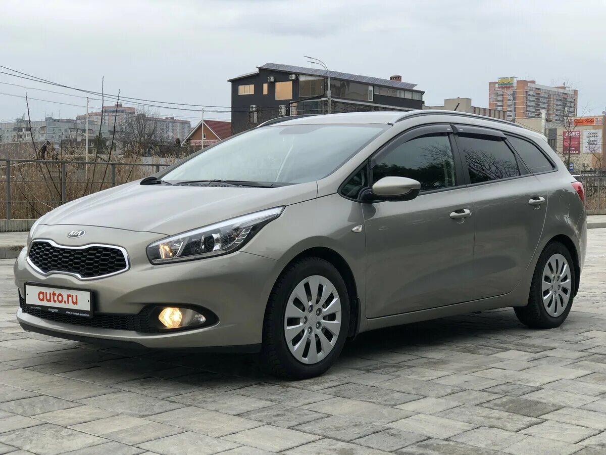 Сид 11 год. Kia Ceed 2013 универсал. Kia Ceed универсал 2013 года. Kia Ceed 2012. Kia Ceed 2 универсал.