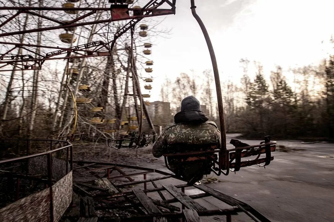 Чернобыль перерождение. Сталкерство Припять. Припять Чернобыль ЧАЭС зона отчуждения. Чернобыль зона отчуждения ЧАЭС. Чернобыль Припять сталкер.