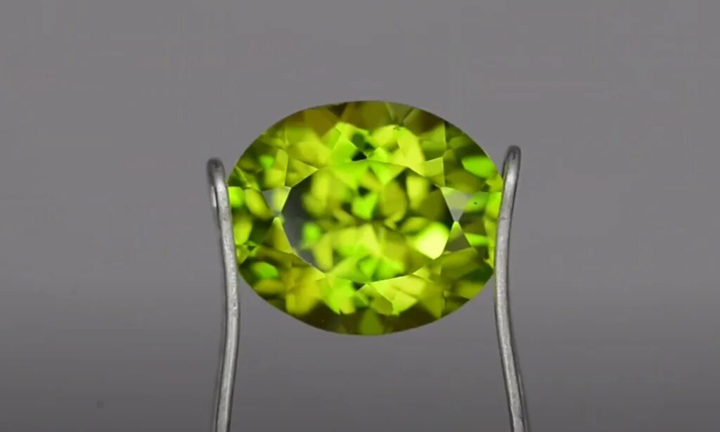 Pin by Amy Harmeier on Green with Envy Peridot, Peridot stone, Stone