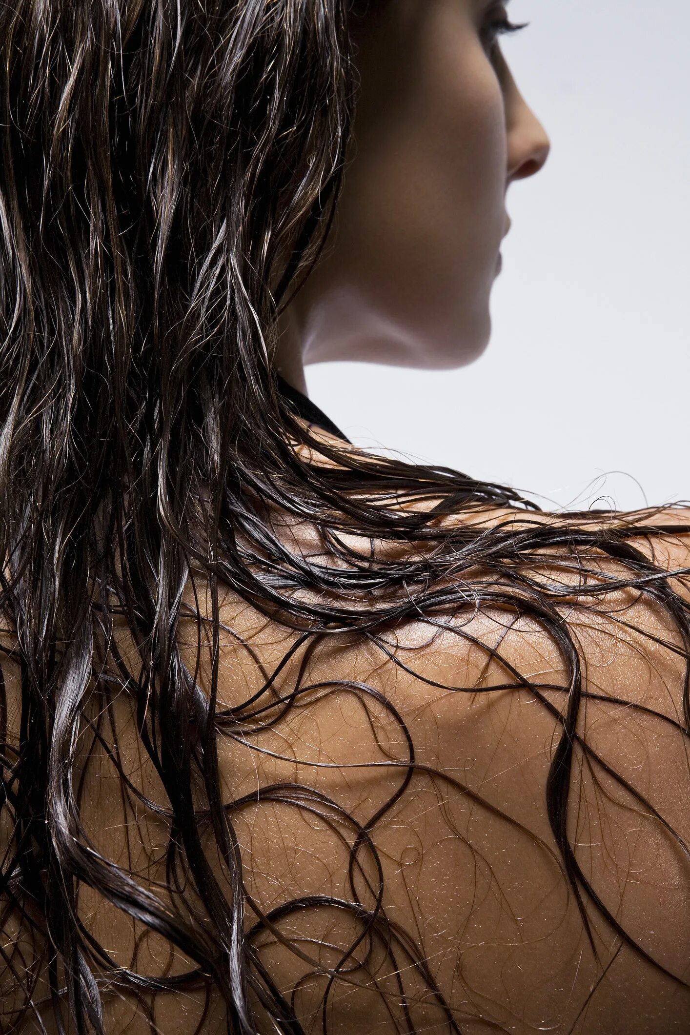 Cómo mantener tu pelo limpio sin lavarlo diario - L'BEAUTÉ Pelo desordenado, Pel