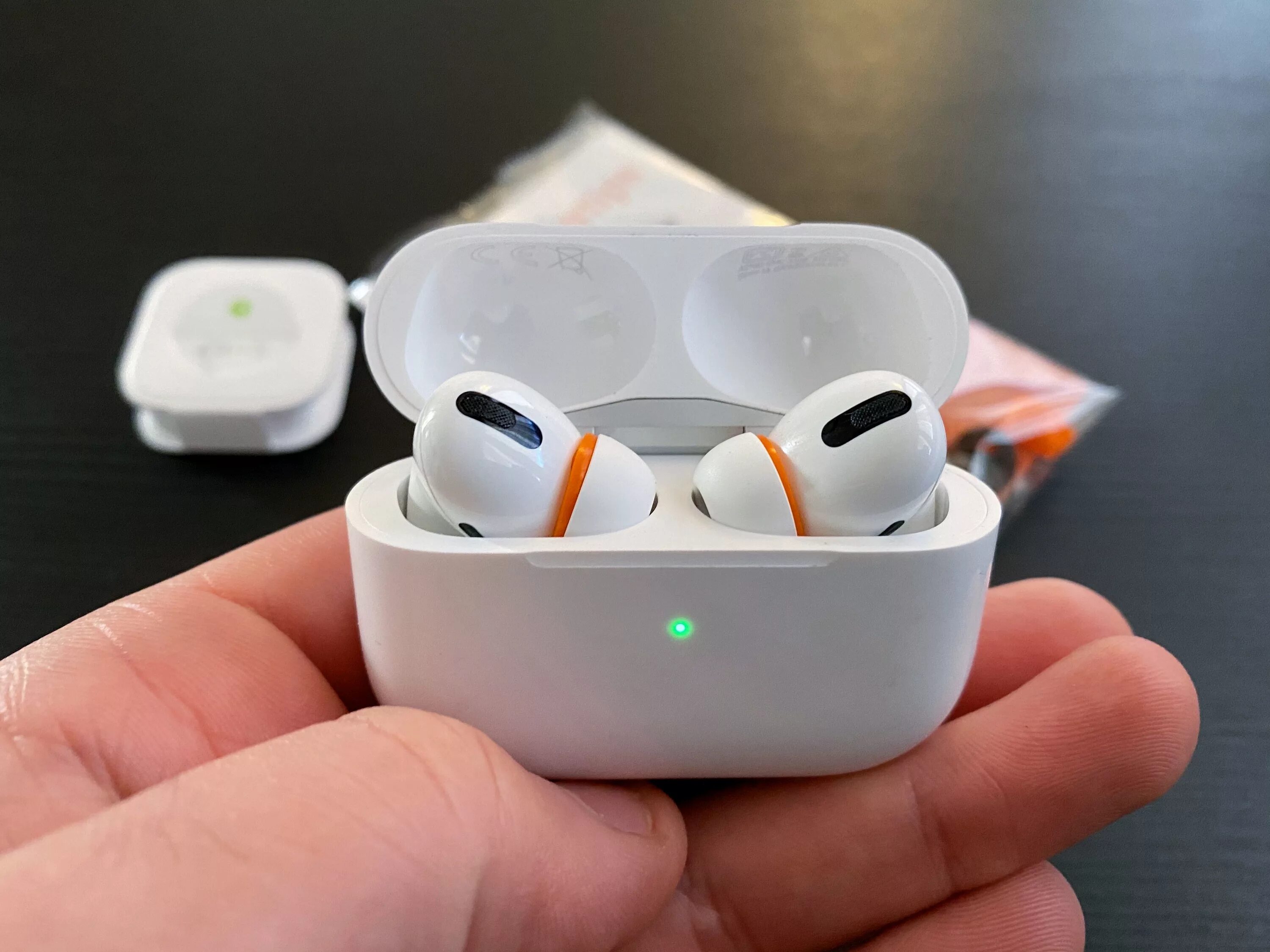 AIRPODS 2. Аирподсы. Наушники Эппл. Наушники эпл последняя модель. Sony airpods