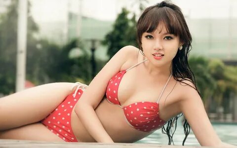 Самые красивые девушки китая в купальнике.