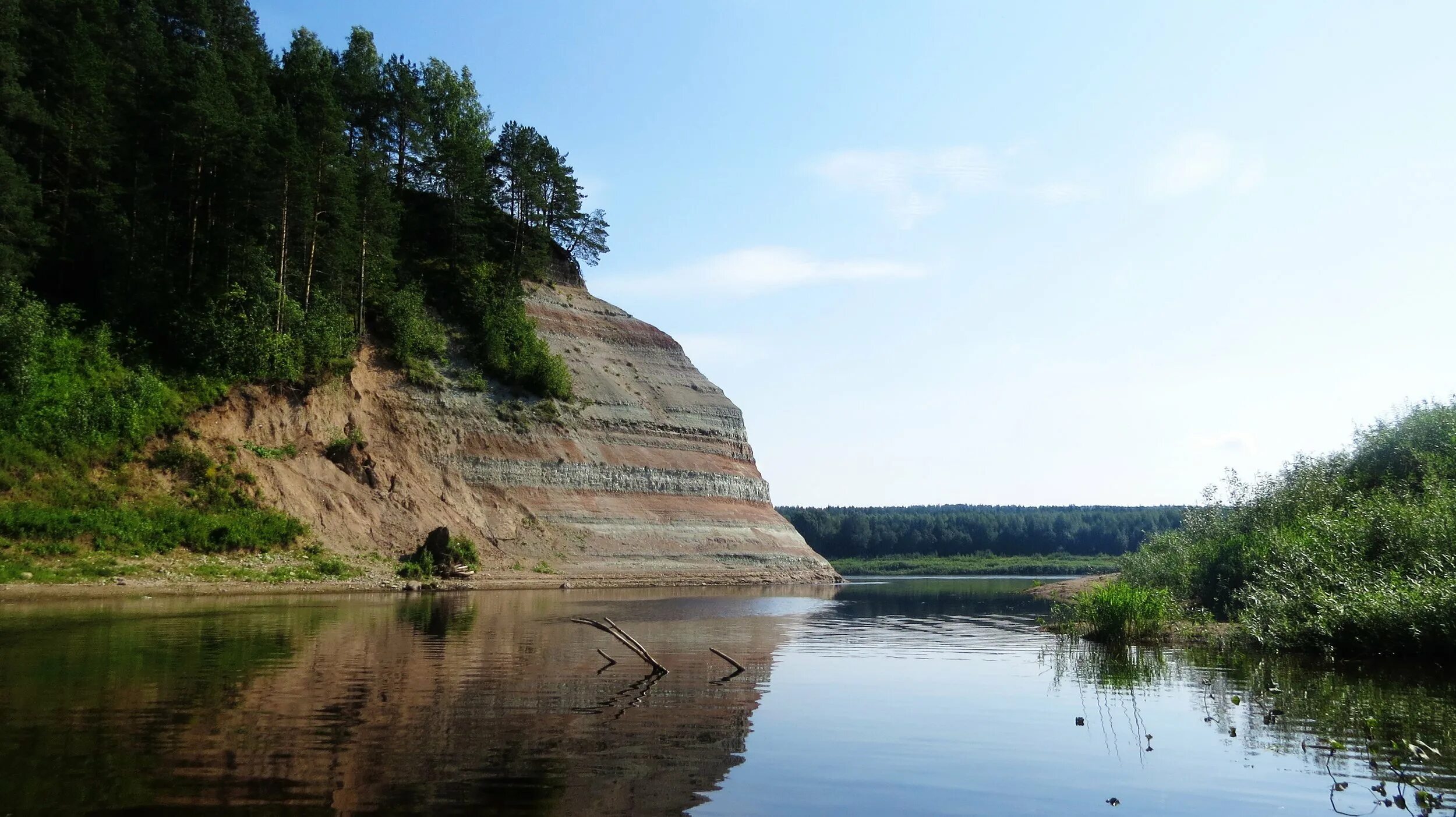 Юг река сухона