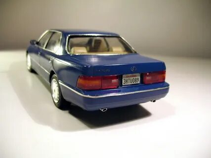 Lexus 1 24
