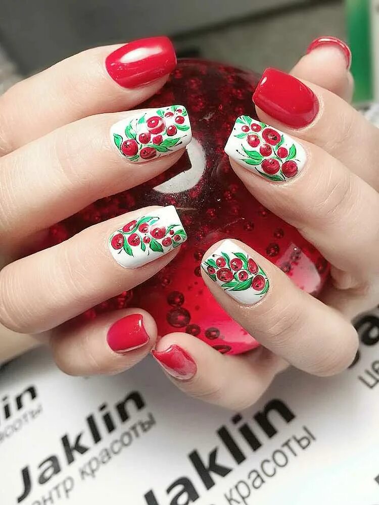 Маникюр для детей. Маникюр 9 10 лет. Детский маникюр. Детский маникюр. Маникюр для детей.