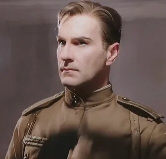 Оливия Кук порно