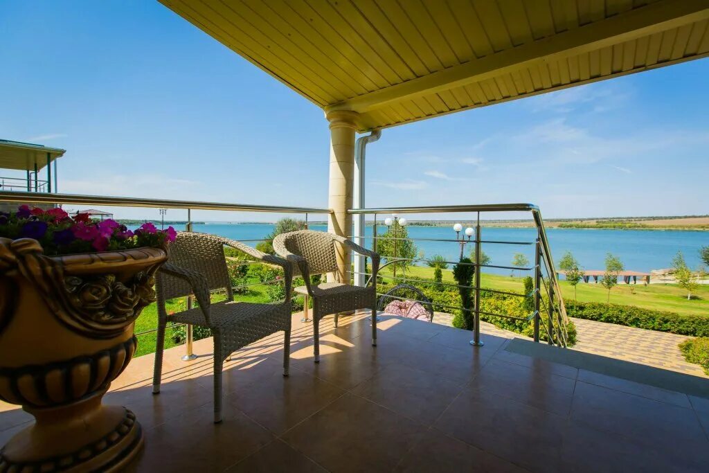 волчьи ворота ставропольский край золотые пески. золотые пески буденновск. голден палас шерегеш. золотая семерка гостиница. гостиничный комплекс золотые пески ставропольский край.