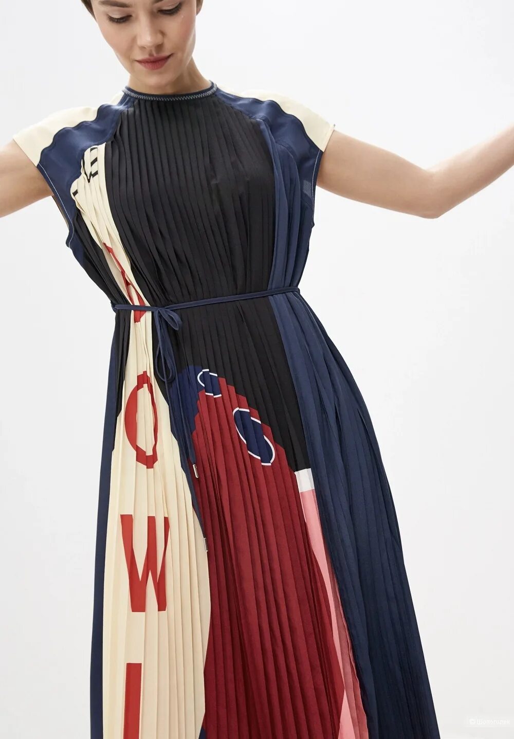 Платье плиссе sportmax code. Платье sportmax. Sportmax code платье duccio. Платье sportmax. Платье sportmax.