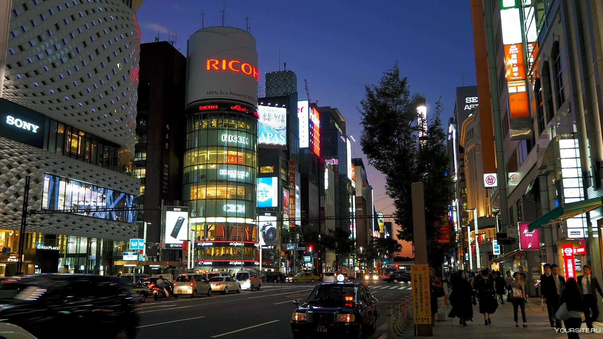 Ginza tokyo. Район Гинза в Токио. Гинза торговый центр Токио. Улица Гинза в Токио. Квартал Гиндза в Токио.