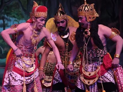 wayang-orang-bharata-mempersembahkan-pertunjukan-parto-kromo2.jpg.