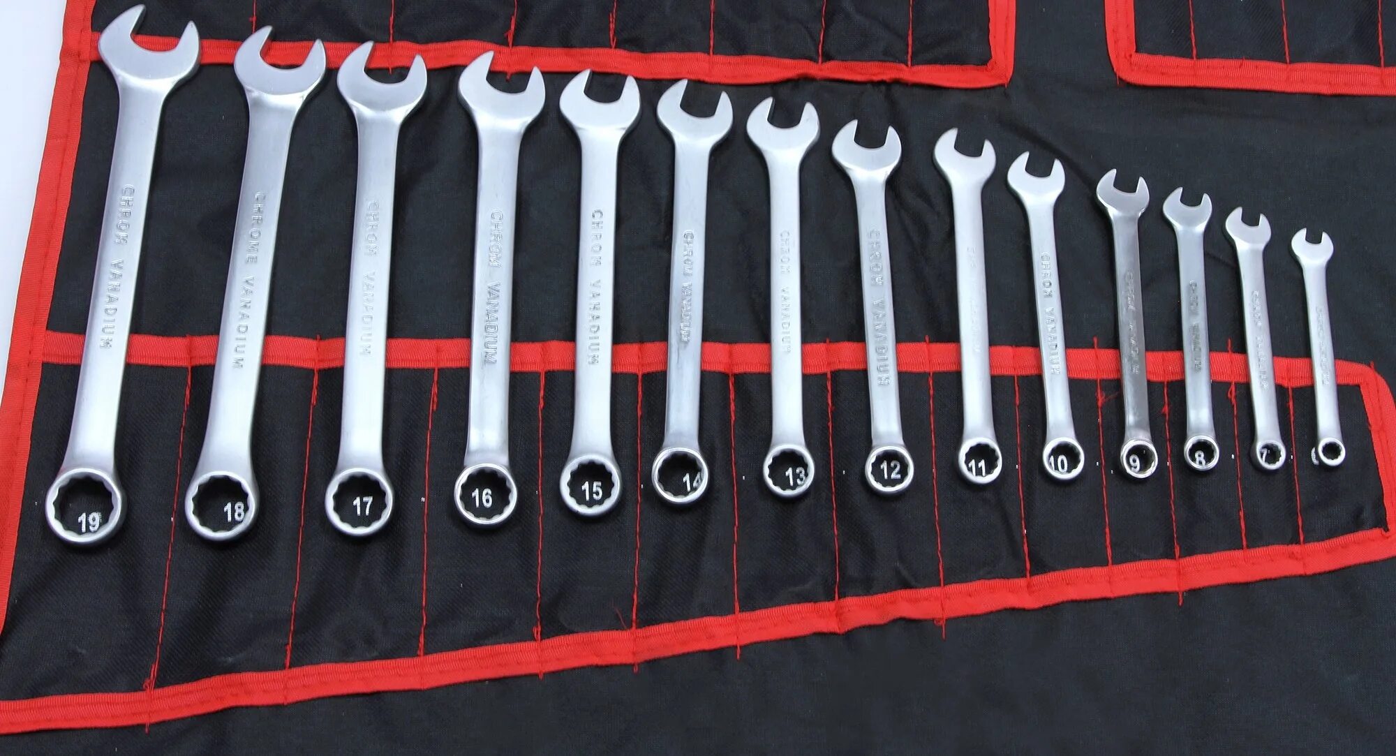 Скрутка для гаечных ключей. Набор ключей 290 e/12 290282. Т496958, набор ключей комбинированных 25 предметов, 6мм-32мм baum. Набор ключей в чехле. Набор накидных ключей 6-32 мм 12 предметов.