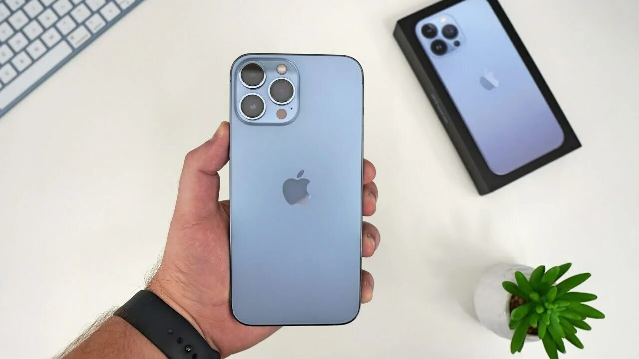 Iphone 13 pro max 256gb рассрочка. Iphone 13 pro max. iphone 13 pro max sierra. iphone 13 pro max 256. iphone 13 и 13 pro max.
