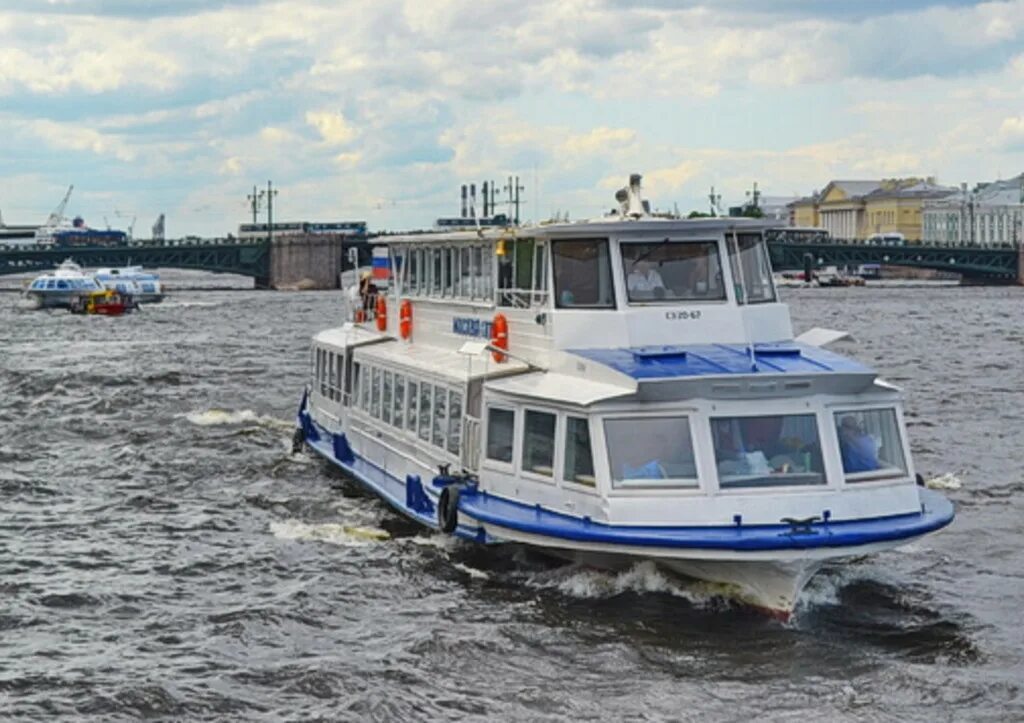 Прогулка на теплоходе по финскому заливу