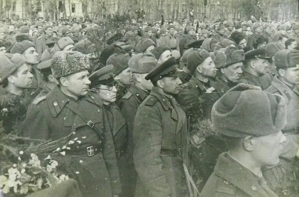 Генерал Ватутин похороны. 2 апреля 1944 года