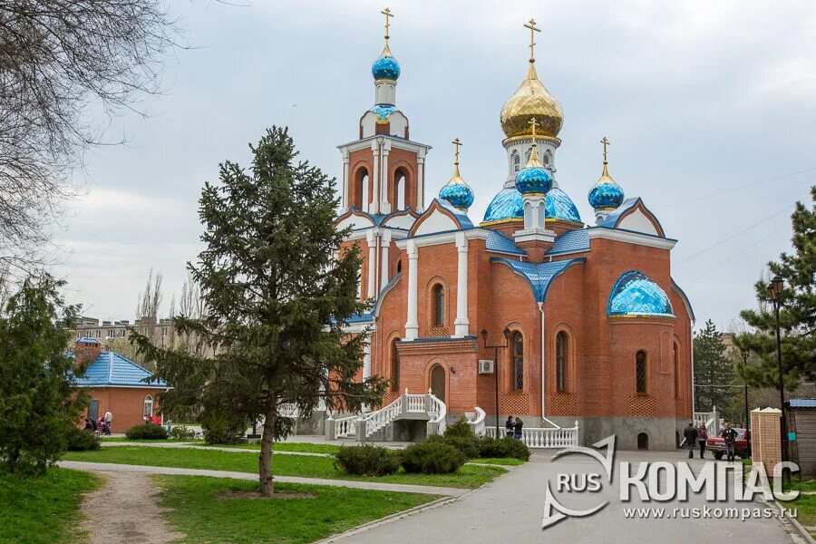 полковая церковь азовской иконы божией матери, азов. храм азовской иконы божией. полковой храм иконы азовской божией матери города азов. полковой храм азовской иконы божией матери. полковая церковь азовской иконы божией матери.