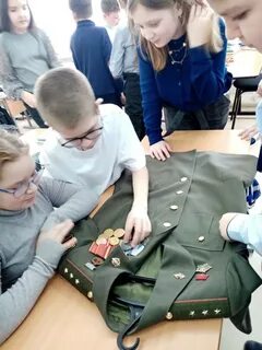 Армейский чемоданчик акция в школе