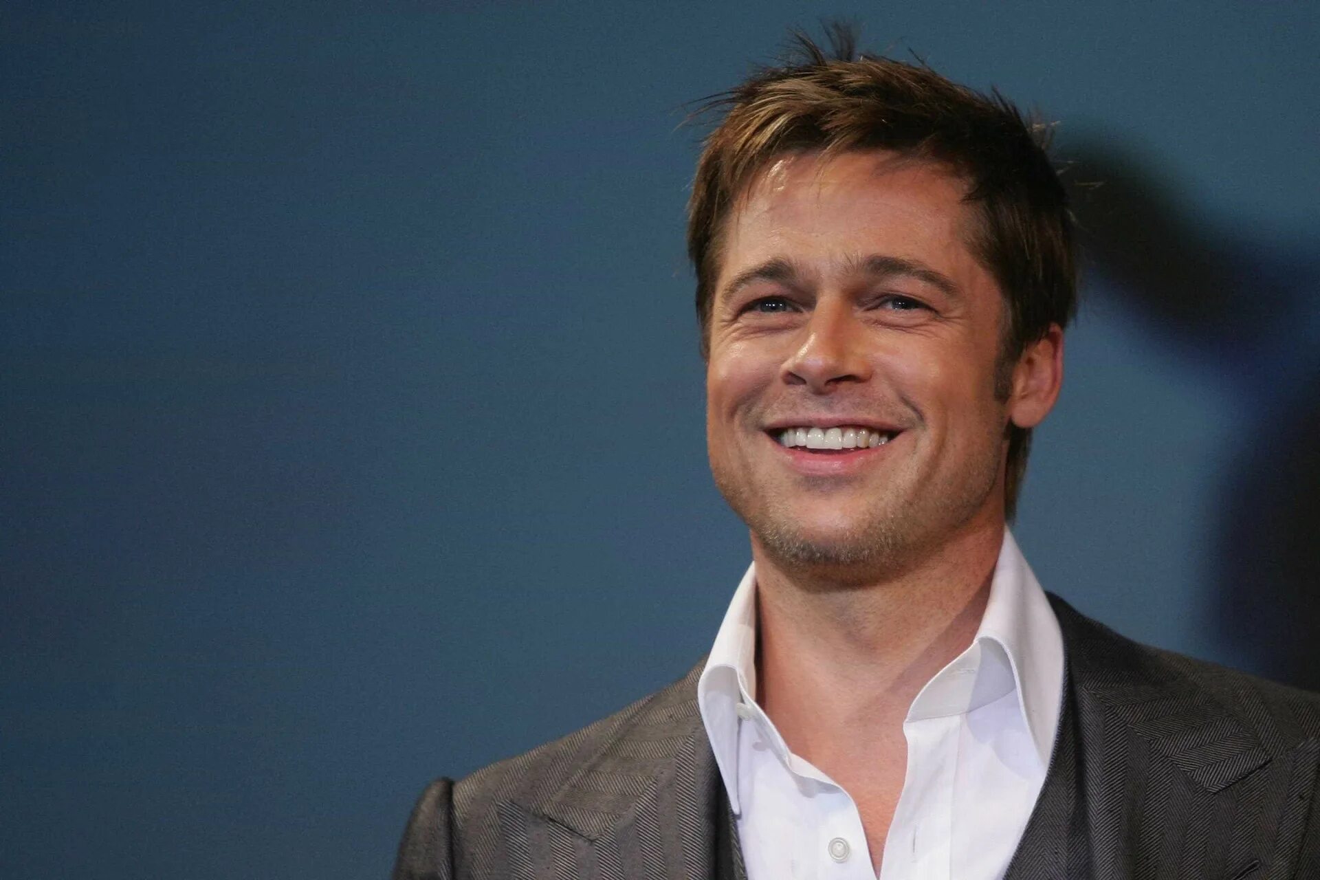 рост актёров марвел. список главных актеров. фатмагуль актриса. известные зарубежные актеры. фамилия актера.