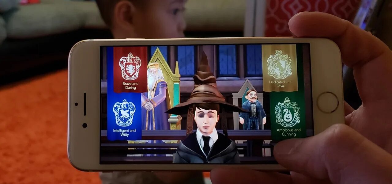 Harry potter ios. Хогвартс spell and sharm. Гарри поттер виджет. Обои на экран блокировки гарри поттер. Ролевые игры гарри поттер.