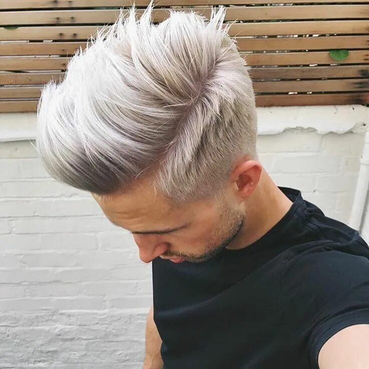 Épinglé sur cabelos Coupes cheveux mi longs homme, Idées cheveux courts, Coiffur