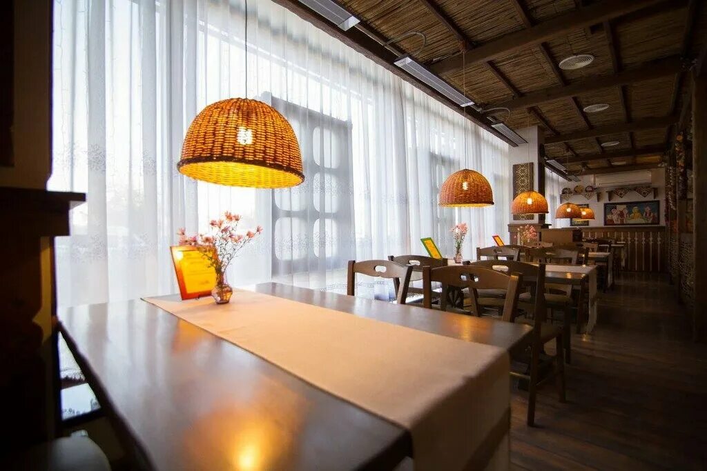 Улица маршала еременко 68 волгоград. Шинок ресторан тюмень. Ресторан шинок волгоград. Кафе шинок телега. Ресторан шинок волгоград.