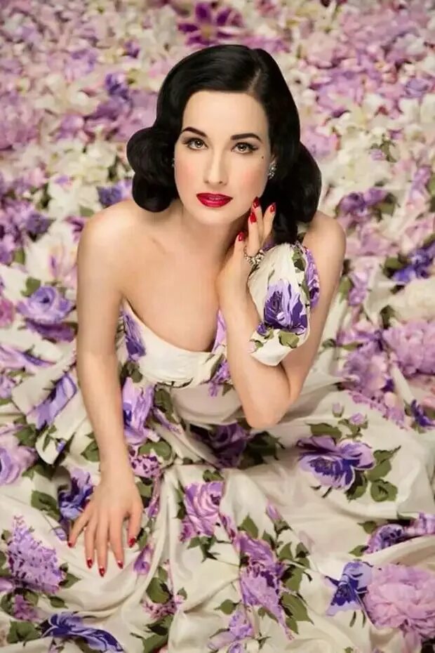 Каждая женщина чей то рассвет. Dita von.