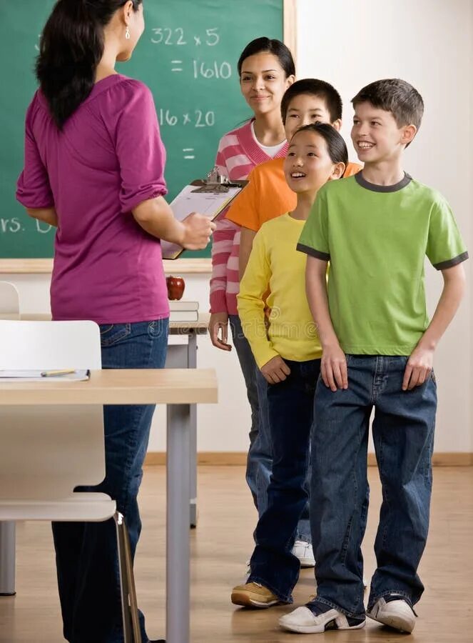 Listen to teacher. Listen to your teacher картинки. Учитель мультяшный без фона. Учитель и ученик рисунок. Listen to teacher.