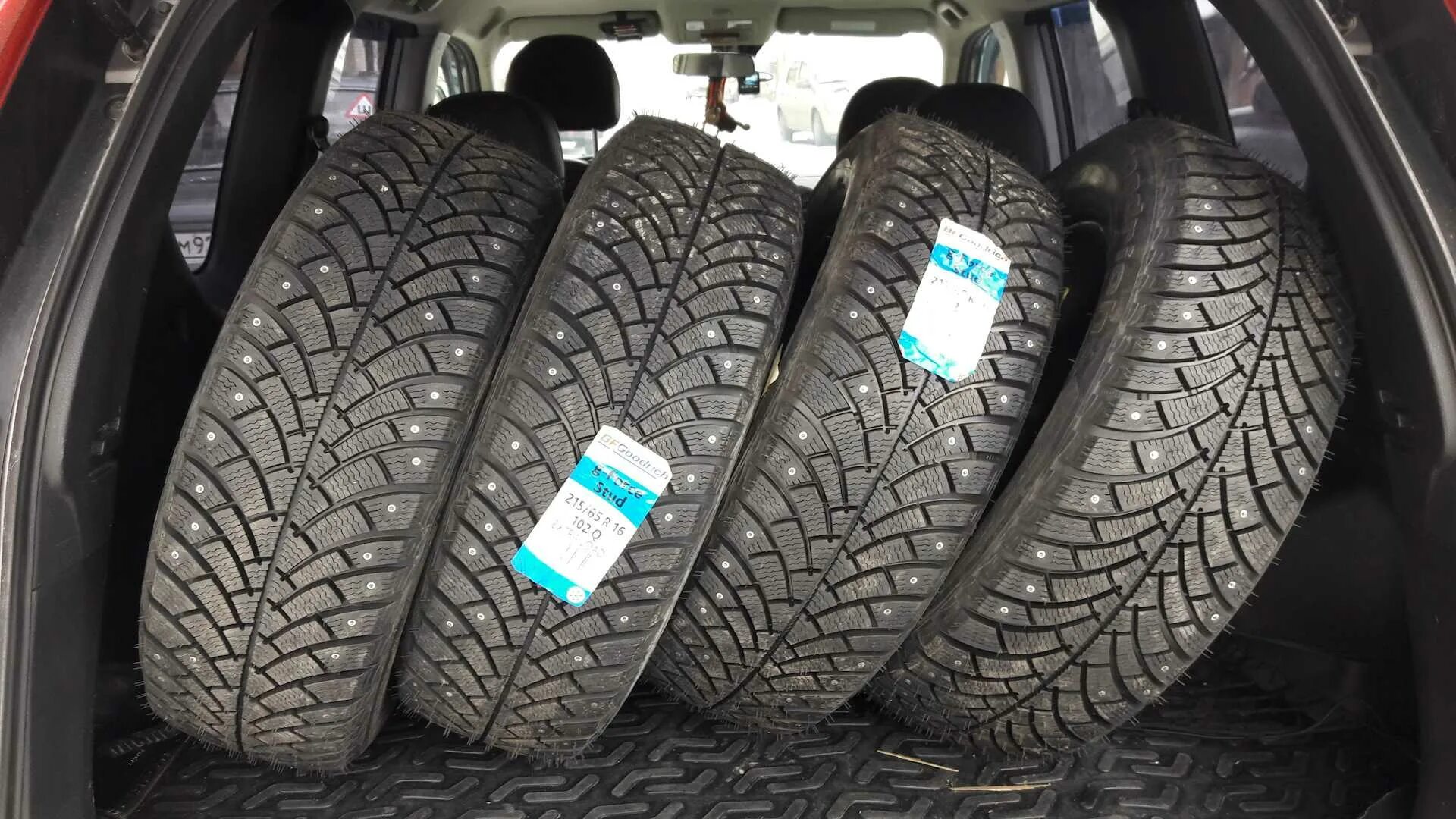 Купить резину зимние шины. BFGOODRICH 185/65r15 88q g-Force stud. BFGOODRICH G Force stud r r17. BFGOODRICH G-Force stud 185/65 r14. BFGOODRICH G-Force stud 185/60 r15.