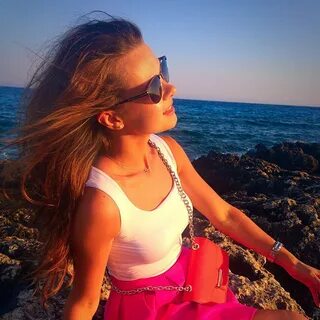 Одноклассница маша