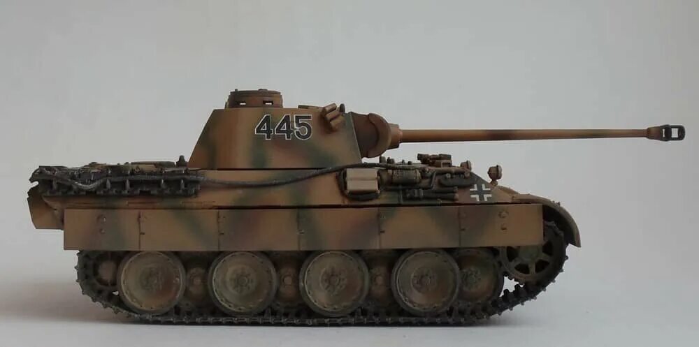 П 3678 20. Т-5 пантера 1/35. Немецкий средний танк t-v пантера" Ausf d. Танк пантера zvezda. Сборная модель zvezda немецкий средний танк т-v "пантера" (3678) 1:35.