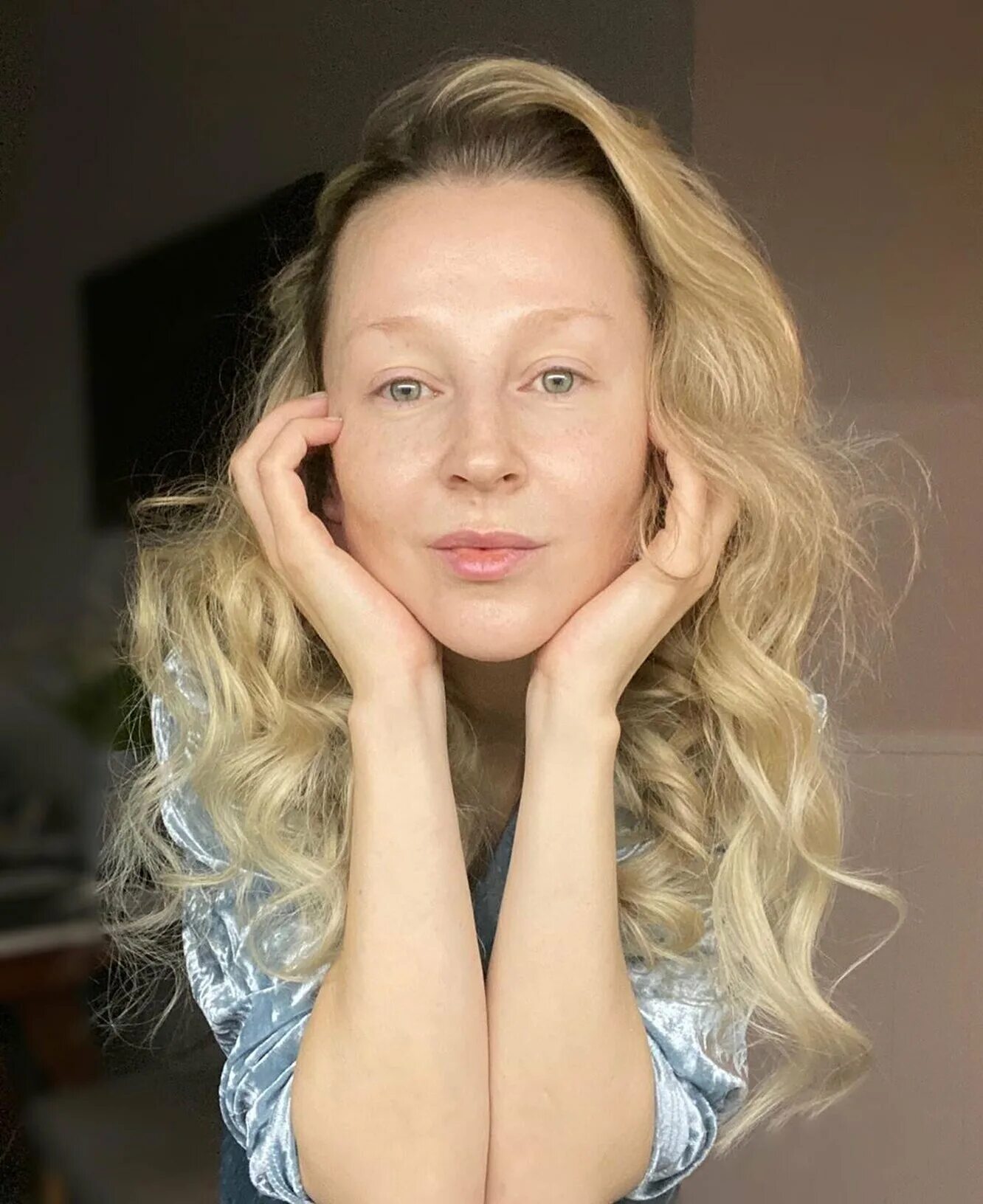 ольга медынич. ольга медынич до пластики. актриса медынич ринопластика. ольга медынич пластическая операция. медынич до и после пластики.