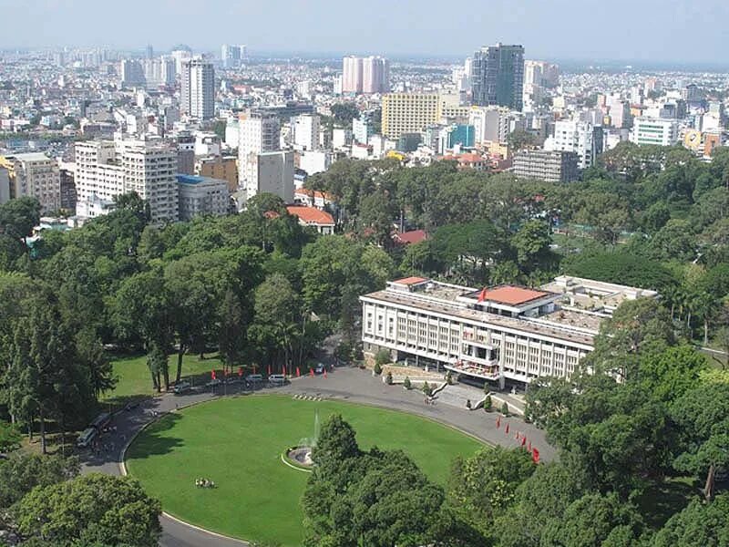 28 резиденций