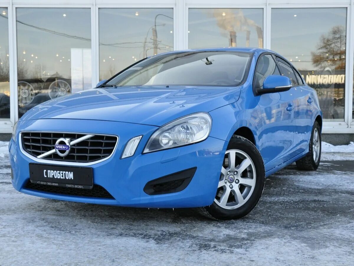 Volvo s60 II 2013. Volvo s60 II голубая. Volvo s60 синяя.