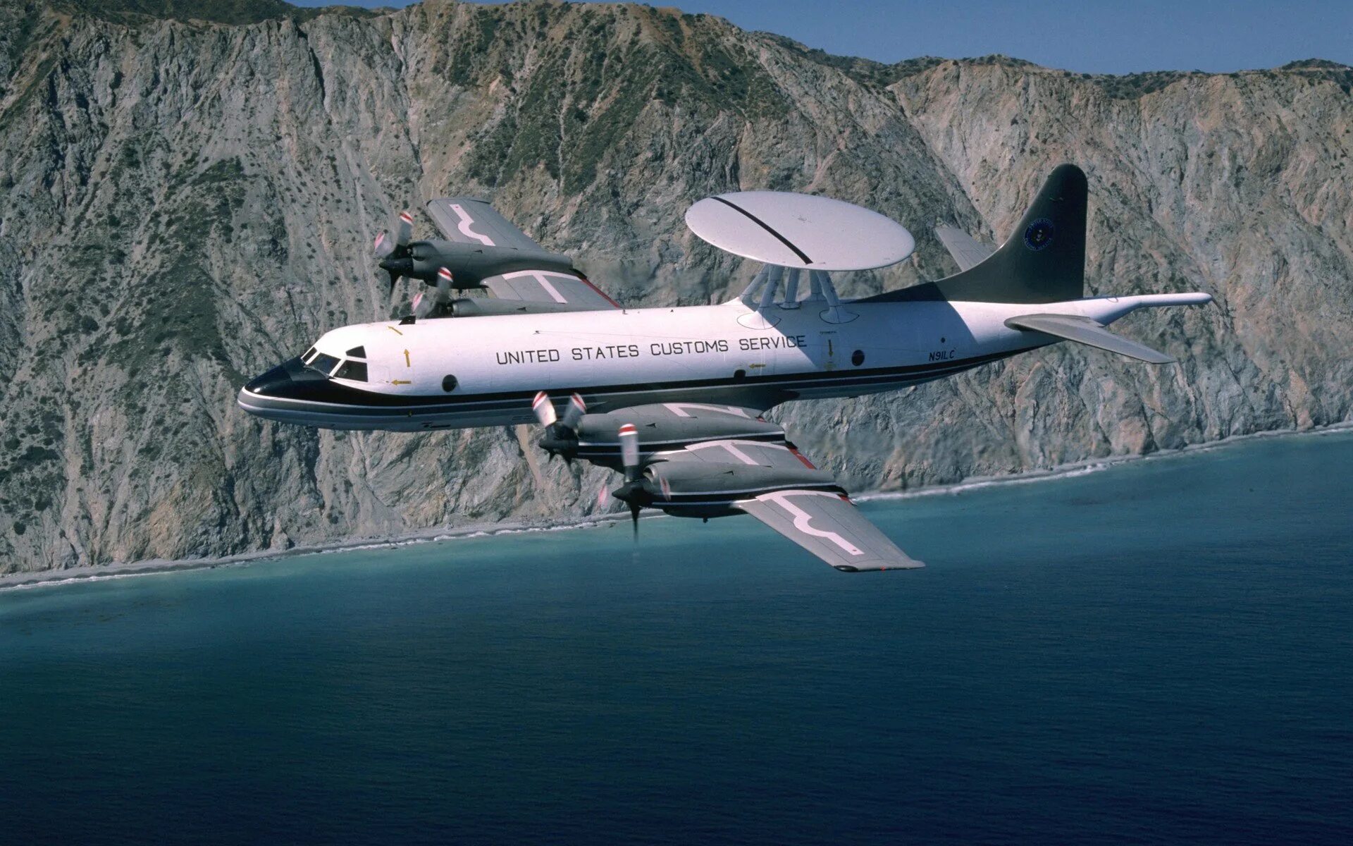 Е 3 самолет. Lockheed p-3 Orion. Орион самолет разведчик США. Локхид Орион самолет. Самолет Ореон разведчик.