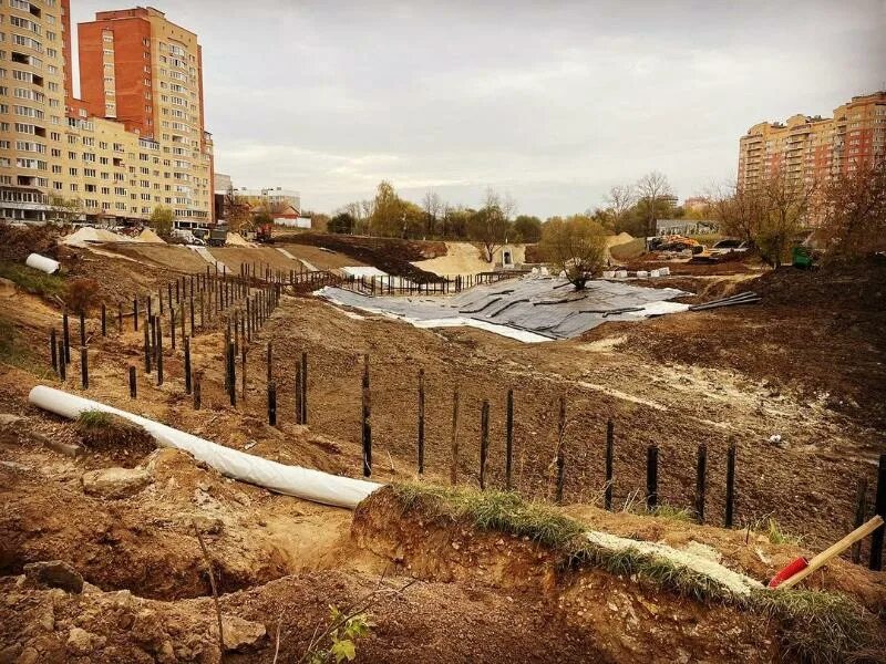 Подмосковном чехове. Чехов теребенька благоустройство реки. Благоустройство набережной реки Теребенка в Чехове. Набережная реки Теребенка Чехов. Река Теребенка Чехов.