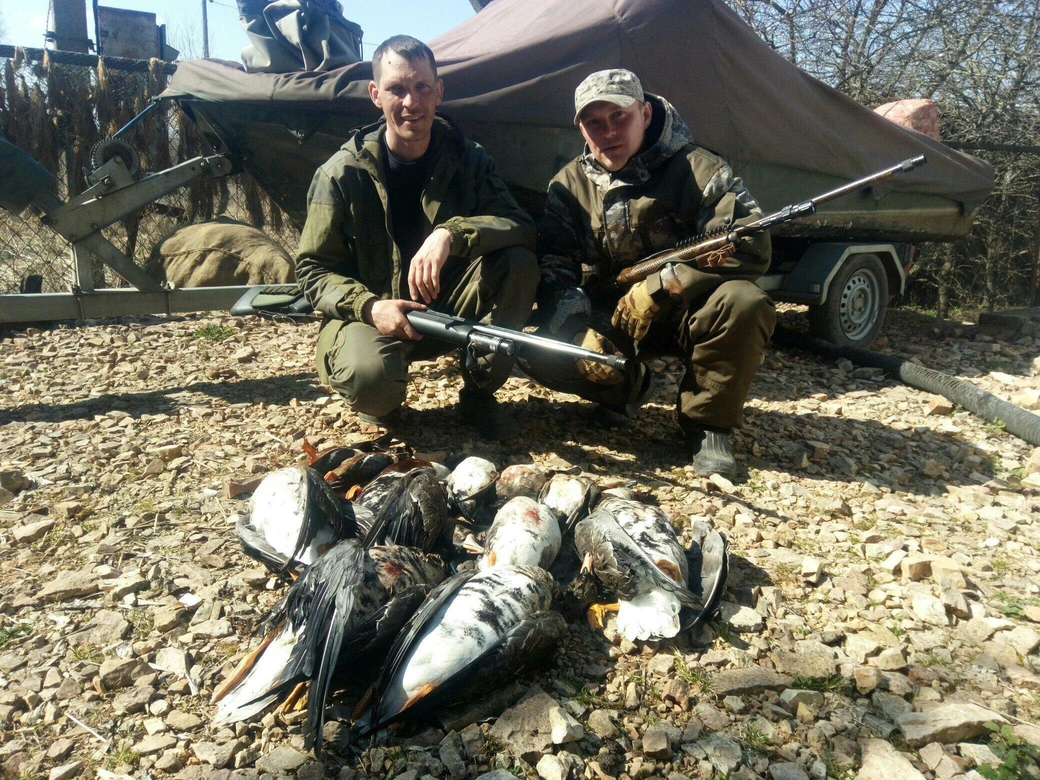 Открытие весенней охоты областям. Охотник на уток. Открытие весенней охоты областям. Открытие весенней охоты по регионам. Открытие весенней охоты областям.