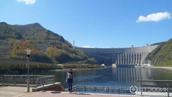 Смотровая гэс красноярск. Смотровая площадка сшгэс. Красноярская гэс смотровая площадка. Смотровая площадка гэс красноярск. Смотровая площадка братской гэс.