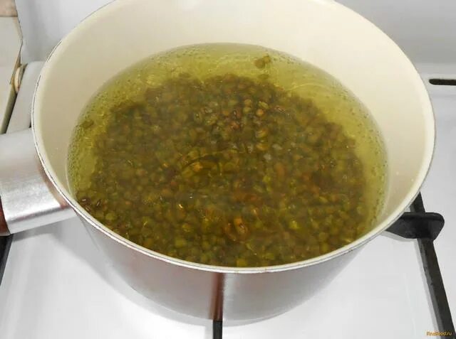 Салат с бобами мунг. Мультиварка суп. Маш в мультиварке. Блюда с машем. Рагу в мультиварке.