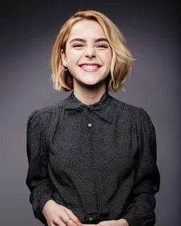 Kiernan Shipka as Cress Short hair styles, Kiernan shipka, Sabrina