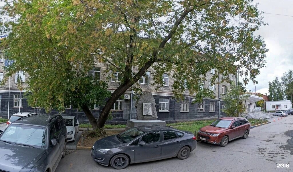 Пл жуковского. Площадь жуковского 1я екатеринбург. екатеринбург пл жуковского 1. площадь жуковского 1 екатеринбург. ук чкаловская жуковского 1 екатеринбург.