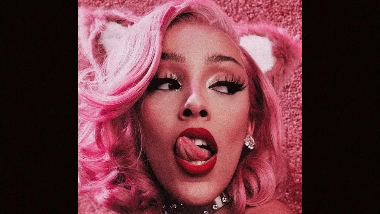 Песня woman doja. Doja Cat say so обложка. Ранние образы Doja Cat. Doja Cat до пластики. Doja Cat год рождения.