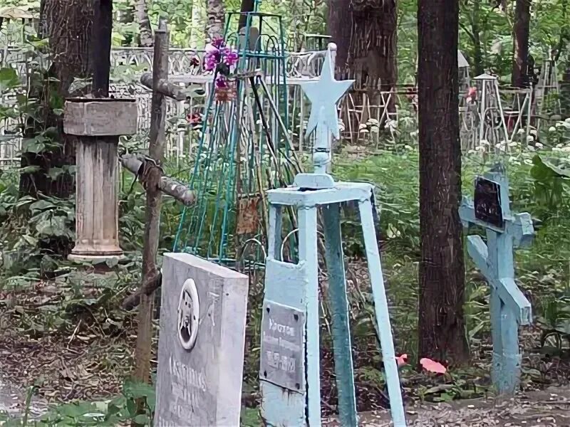 Новое кладбище. Кладбище в чусовом. Кладбище в г. Кладбище чусовой. Кладбище на осиновой горе шуя.