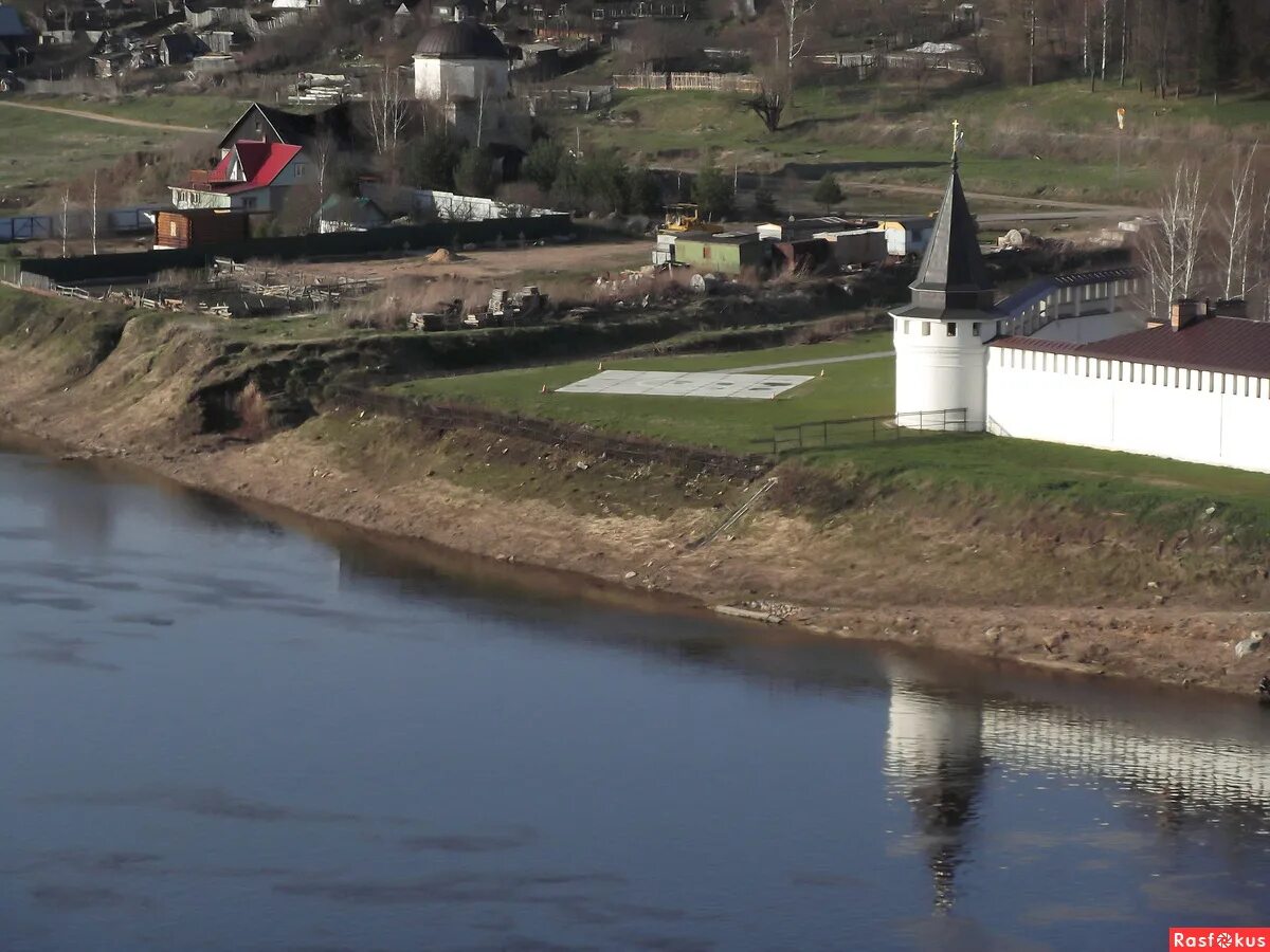 Камеры старица. Старицкий монастырь вертолётная площадка. камеры старица тверская область. камеры старица партнер.