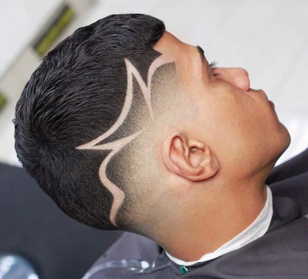 мужские стрижки с узорами. хаир тату узор. рисунки на волосах мужские. рисунки на голове. рисунки на волосах мужские.
